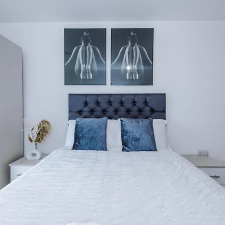 Manchester City Centre - Luxury Two Bedroom Apartement-2